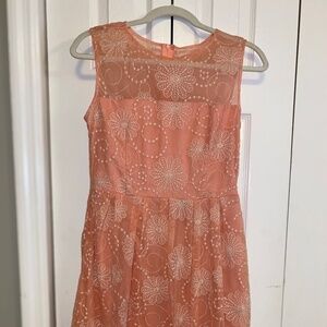 Lyla size large sleeveless midi dress